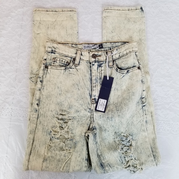 NWT Bleu Women's 3 Mineral Wash Destroyed BF Jeans - Picture 6 of 8